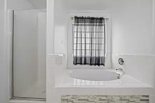 8131 Golden Trace Ct, Houston, TX 77083 - Photo 21