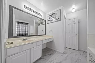 8131 Golden Trace Ct, Houston, TX 77083 - Photo 23