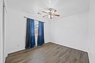 8131 Golden Trace Ct, Houston, TX 77083 - Photo 13