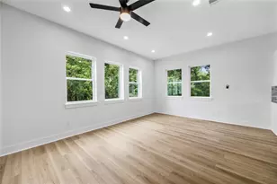 891 Lucky St, Houston, TX 77088 - Photo 11