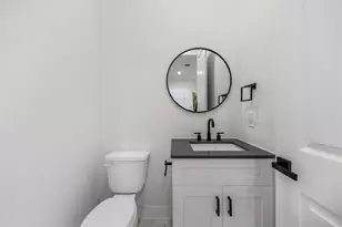 891 Lucky St, Houston, TX 77088 - Photo 13