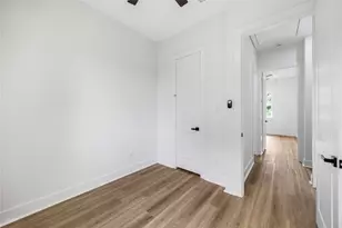 891 Lucky St, Houston, TX 77088 - Photo 19
