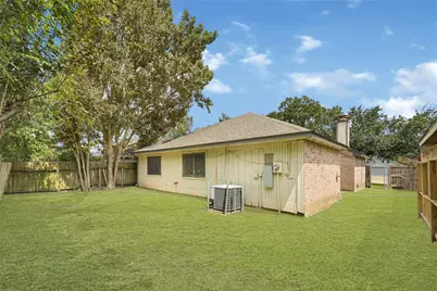 8111 Furlong Lane, Houston, TX 77071 - Photo 21
