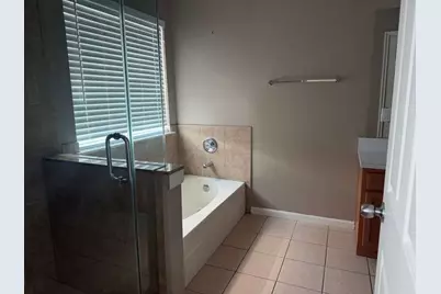 6055 Yorkglen Manor Lane, Houston, TX 77084 - Photo 9