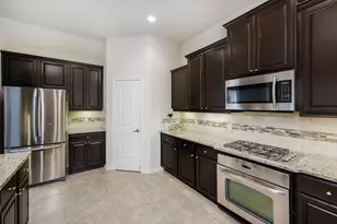 15 Sawbridge Cir, Spring, TX 77389 - Photo 7