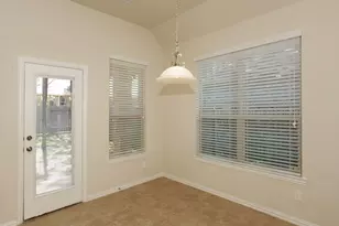 15 Sawbridge Cir, Spring, TX 77389 - Photo 5