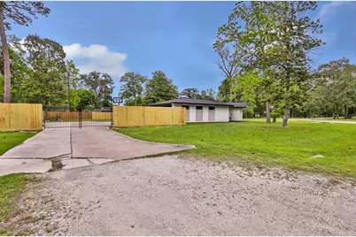 22 Sherwood Street, Dayton, TX 77535 - Photo 31