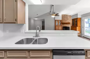 3353 Knob Oaks Dr, Huntsville, TX 77340 - Photo 11