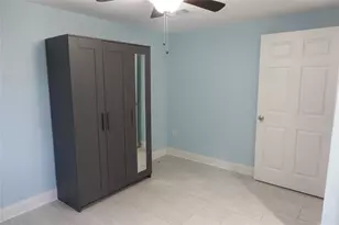 1102 Winnie St, Galveston, TX 77550 - Photo 13