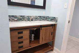 1102 Winnie St, Galveston, TX 77550 - Photo 23