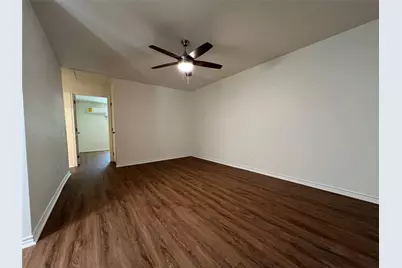 1231 Sycamore Avenue #A, Huntsville, TX 77340 - Photo 3