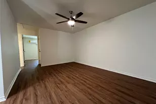 1231 Sycamore Ave, Huntsville, TX 77340 - Photo 3