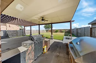 19323 S Cottonwood Green Ln, Cypress, TX 77433 - Photo 35