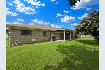 2514 16th Avenue N, Texas City, TX 77590 - Photo 5
