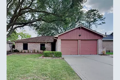 16418 Forest Bend Avenue, Friendswood, TX 77546 - Photo 1