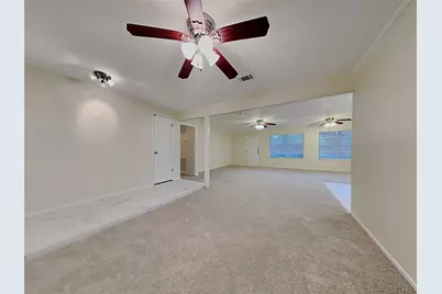 16418 Forest Bend Avenue, Friendswood, TX 77546 - Photo 3