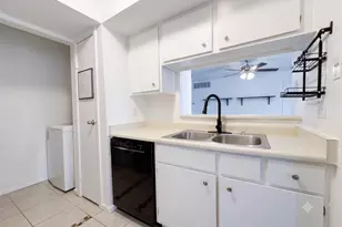 1500 Bay Area Blvd, Houston, TX 77058 - Photo 5