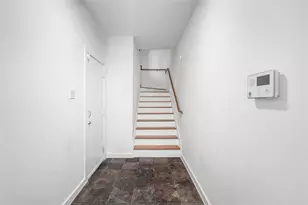 5712 Winsome Ln, Houston, TX 77057 - Photo 9