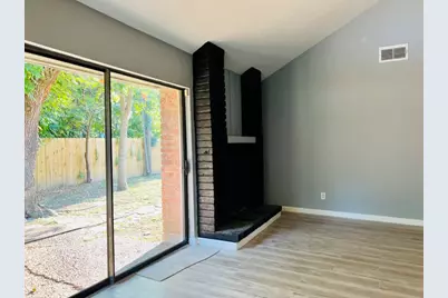 7627 Candlegreen Lane, Houston, TX 77071 - Photo 11