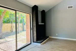 7627 Candlegreen Ln, Houston, TX 77071 - Photo 11