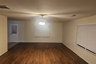 5910 Minor St, Houston, TX 77085 - Photo 5