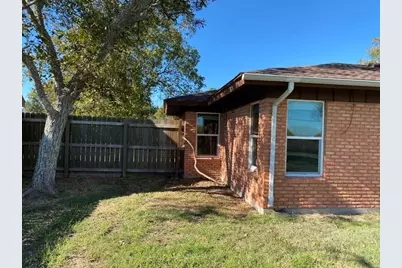 2202 Larry Drive, Port Lavaca, TX 77979 - Photo 25