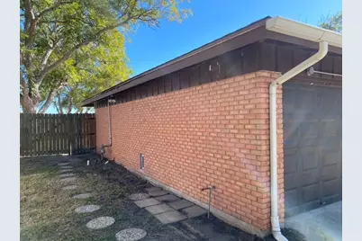 2202 Larry Drive, Port Lavaca, TX 77979 - Photo 23