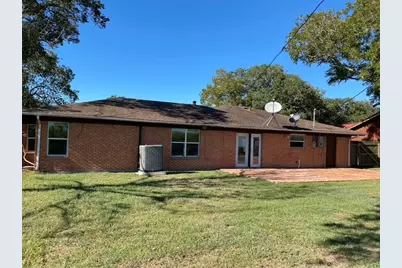 2202 Larry Drive, Port Lavaca, TX 77979 - Photo 19