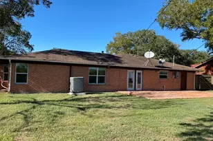 2202 Larry Dr, Port Lavaca, TX 77979 - Photo 19