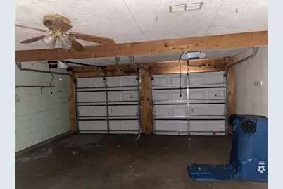 2202 Larry Drive, Port Lavaca, TX 77979 - Photo 17