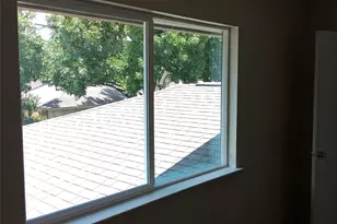 5650 Birchmont Dr, Houston, TX 77091 - Photo 9