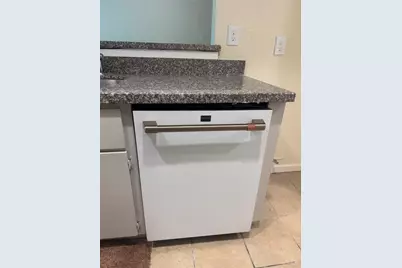 5650 Birchmont Drive #C, Houston, TX 77091 - Photo 7