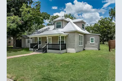 443 S Madison Street, La Grange, TX 78945 - Photo 1