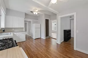 443 S Madison St, La Grange, TX 78945 - Photo 5