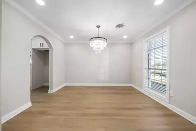 5117 Ashwood Drive, Baytown, TX 77521 - Photo 7