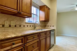 752 Augusta Dr, Houston, TX 77057 - Photo 15