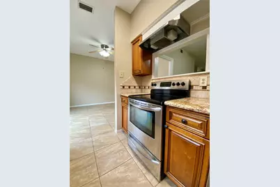 752 Augusta Drive, Houston, TX 77057 - Photo 17