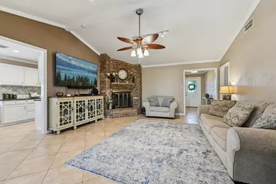 13917 Countryside Street, Santa Fe, TX 77517 - Photo 5