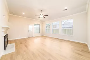 24446 Silverton Valley Ln, Katy, TX 77494 - Photo 9