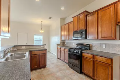 6526 Bella Noche Drive, Spring, TX 77379 - Photo 17