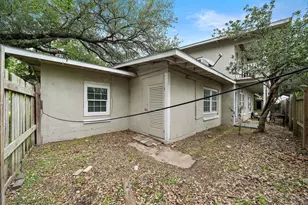 818 3rd Ave N, Texas City, TX 77590 - Photo 9
