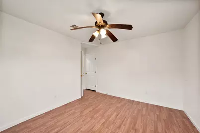 214 Schilling Street, Baytown, TX 77520 - Photo 17