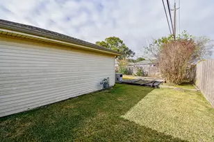 12102 Monticeto Ln, Meadows Place, TX 77477 - Photo 19