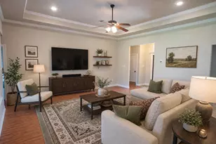 219 Marigold St, Lake Jackson, TX 77566 - Photo 3