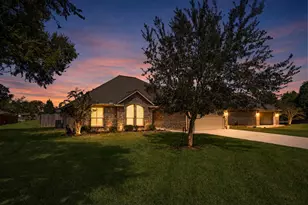 219 Marigold St, Lake Jackson, TX 77566 - Photo 27