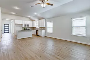 8443 Red Shiner Wy, Fulshear, TX 77441 - Photo 13