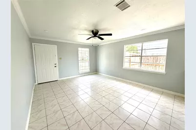 718 Blue Rock Court, Houston, TX 77060 - Photo 3