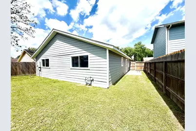 718 Blue Rock Court, Houston, TX 77060 - Photo 25