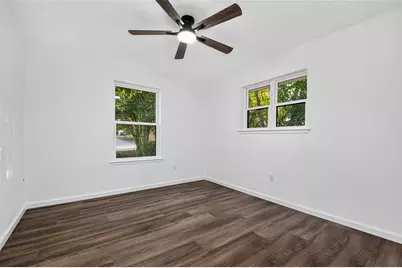 311 Crest Hill Drive, Conroe, TX 77301 - Photo 31