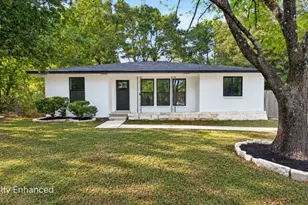 311 Crest Hill Dr, Conroe, TX 77301 - Photo 1